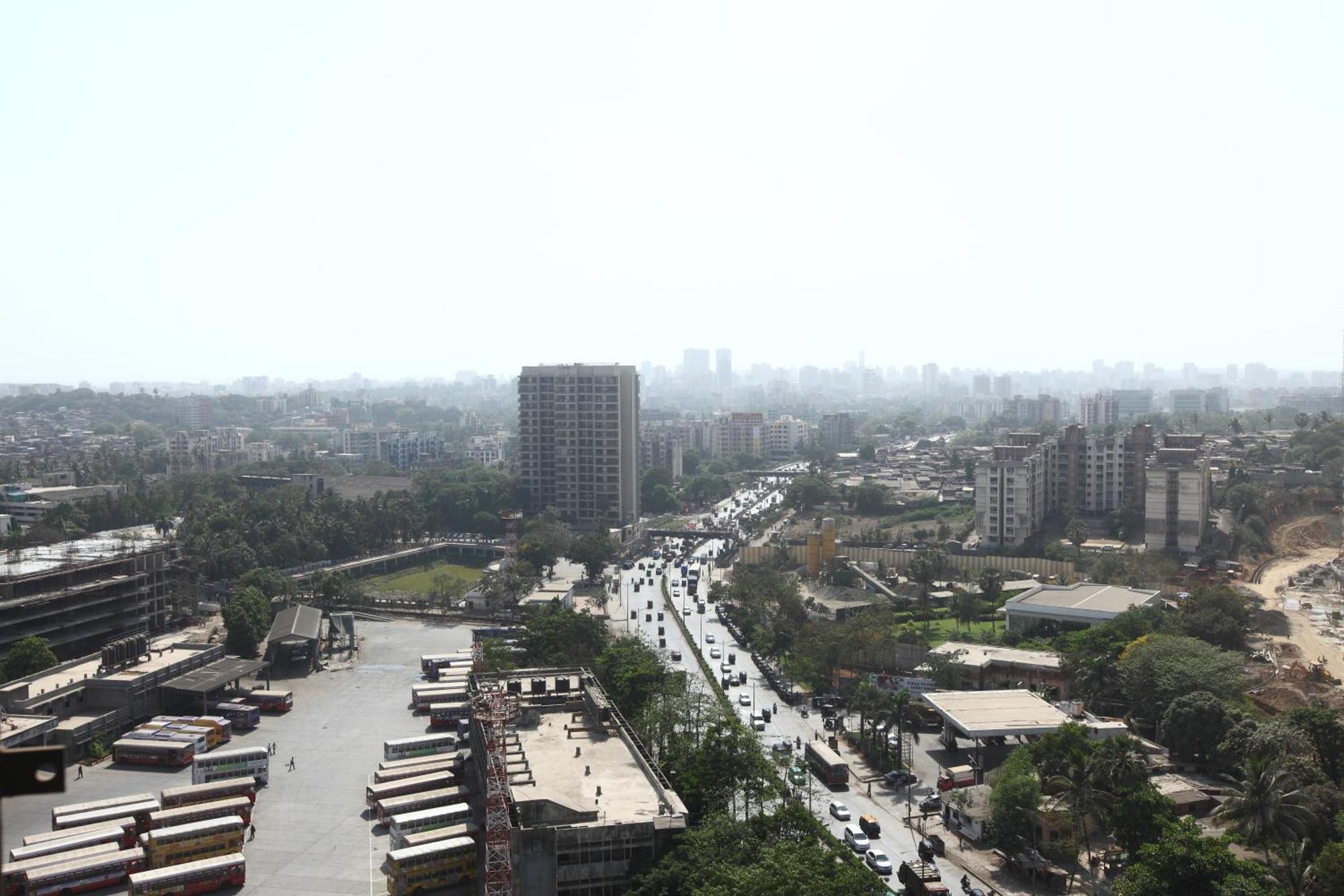 Lalco Residency Hotel Mumbai Bagian luar foto
